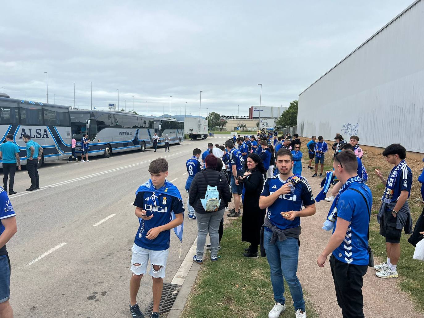 Espanyol-Real Oviedo | Marea azul en Barcelona