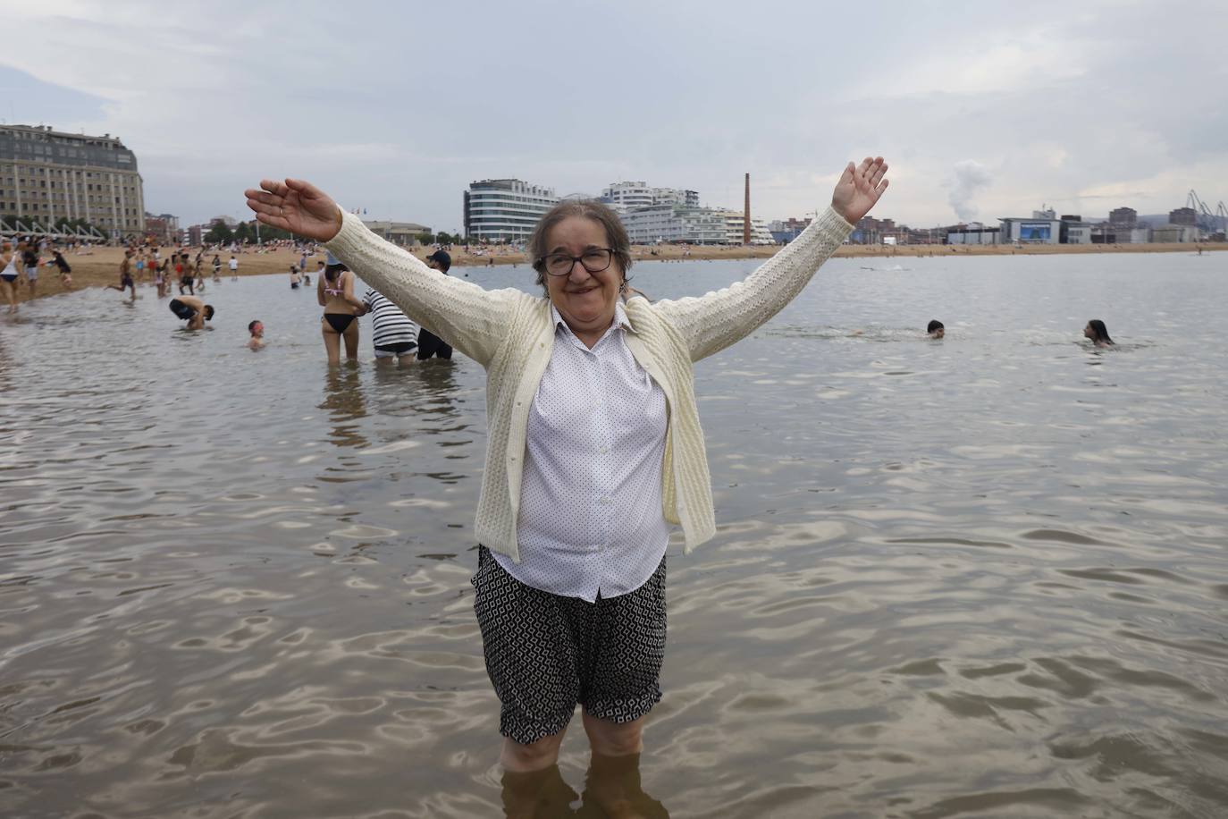 De El Bierzo a Gijón para mojar los pies en Poniente