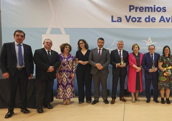 Ignacio Pérez, Isaac Pola, Marta del Arco, Ruth Arias, Daniel González, Belarmino Feito, Mariví Monteserín, Juan Muñiz, Patricia Iglesias, Celia Fernández, Benjamín Lebrato y Ángel González.