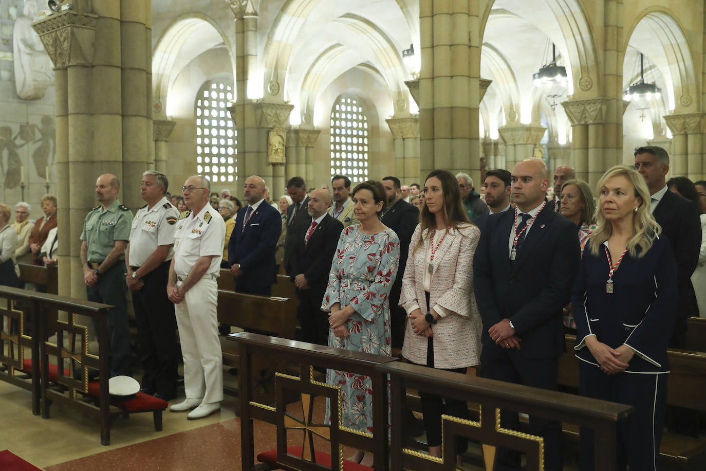 Gijón inicia los festejos por San Pedro con la bendición de las aguas