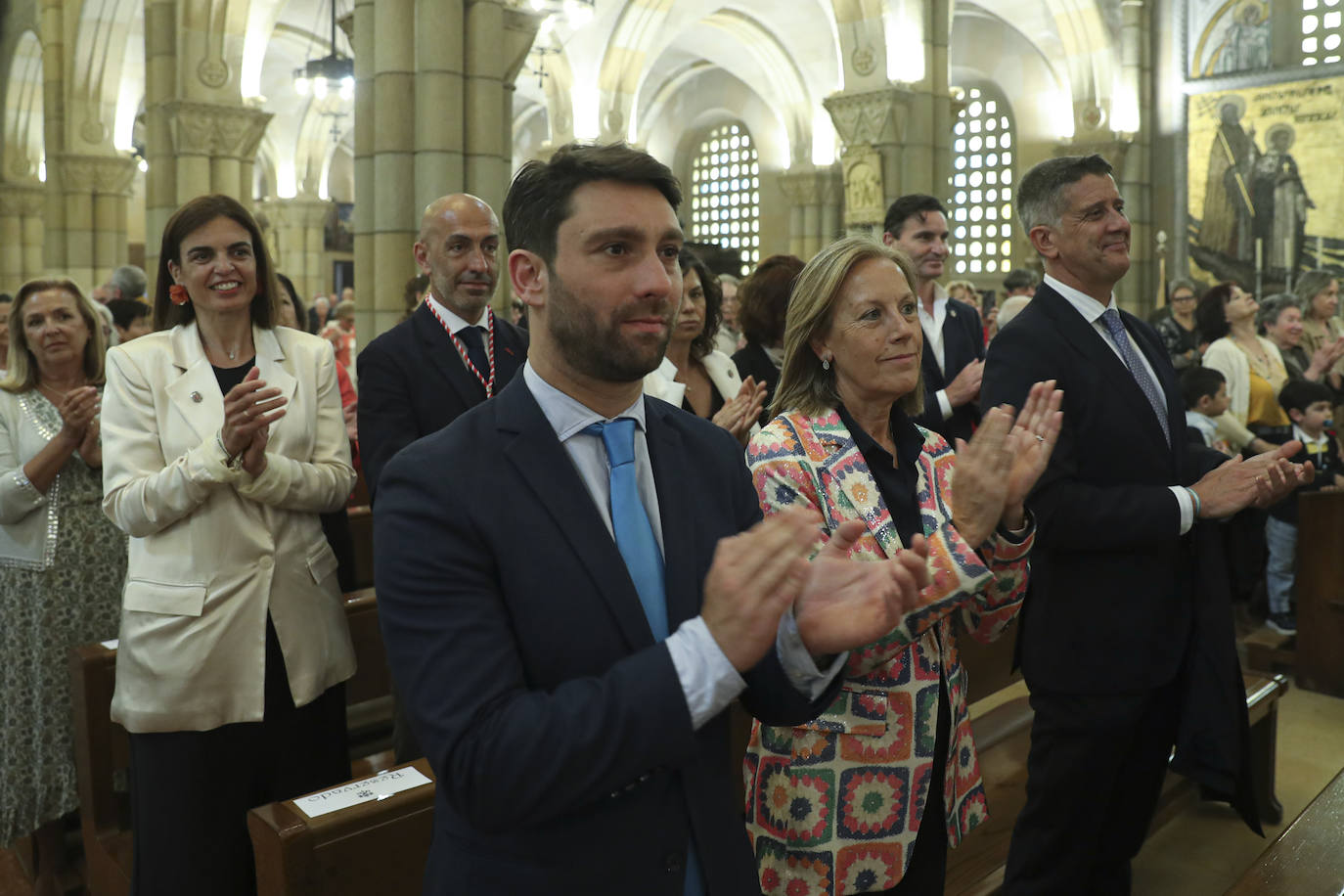 Gijón inicia los festejos por San Pedro con la bendición de las aguas