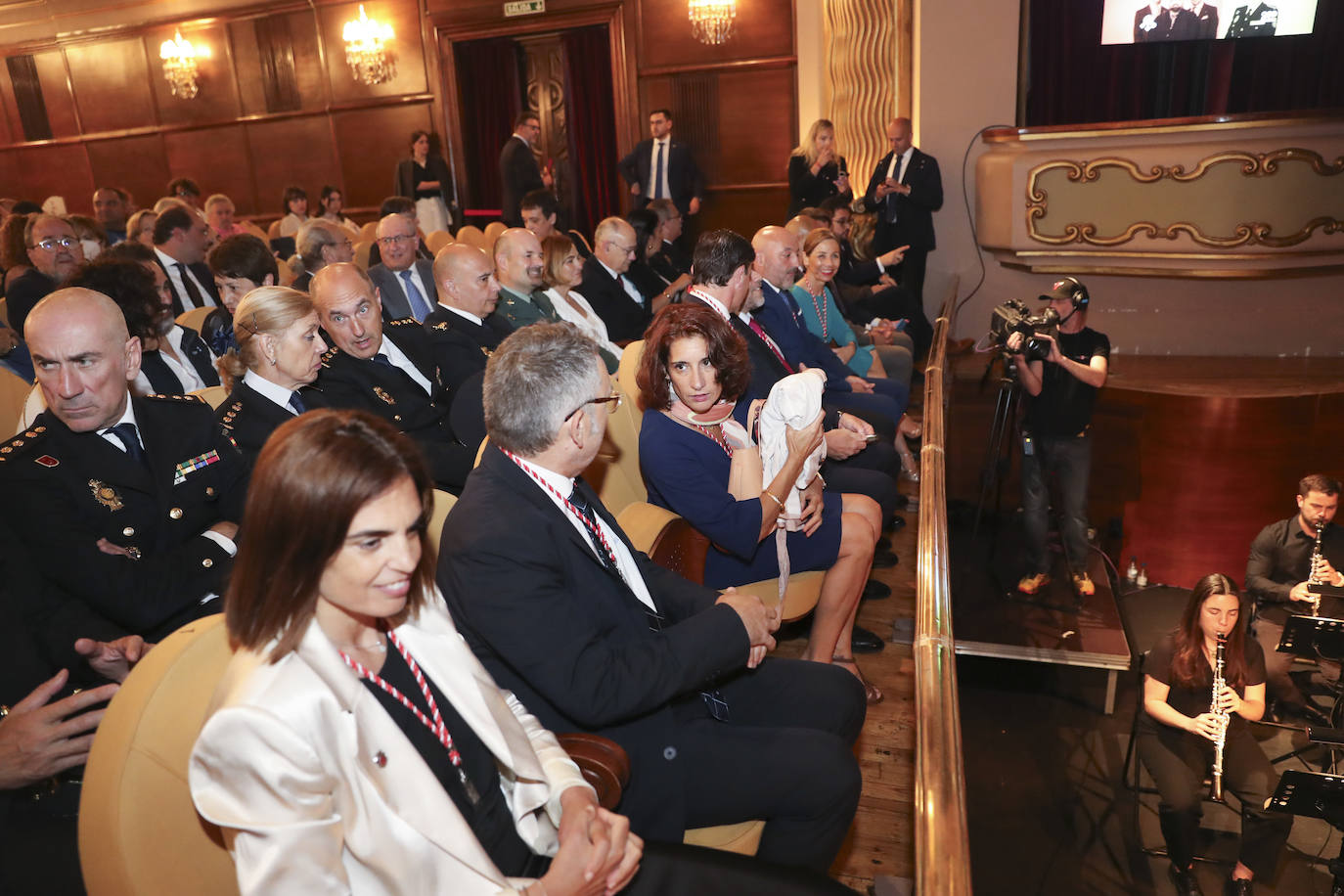 Honores y distinciones en Gijón: así fue la entrega de medallas de la ciudad