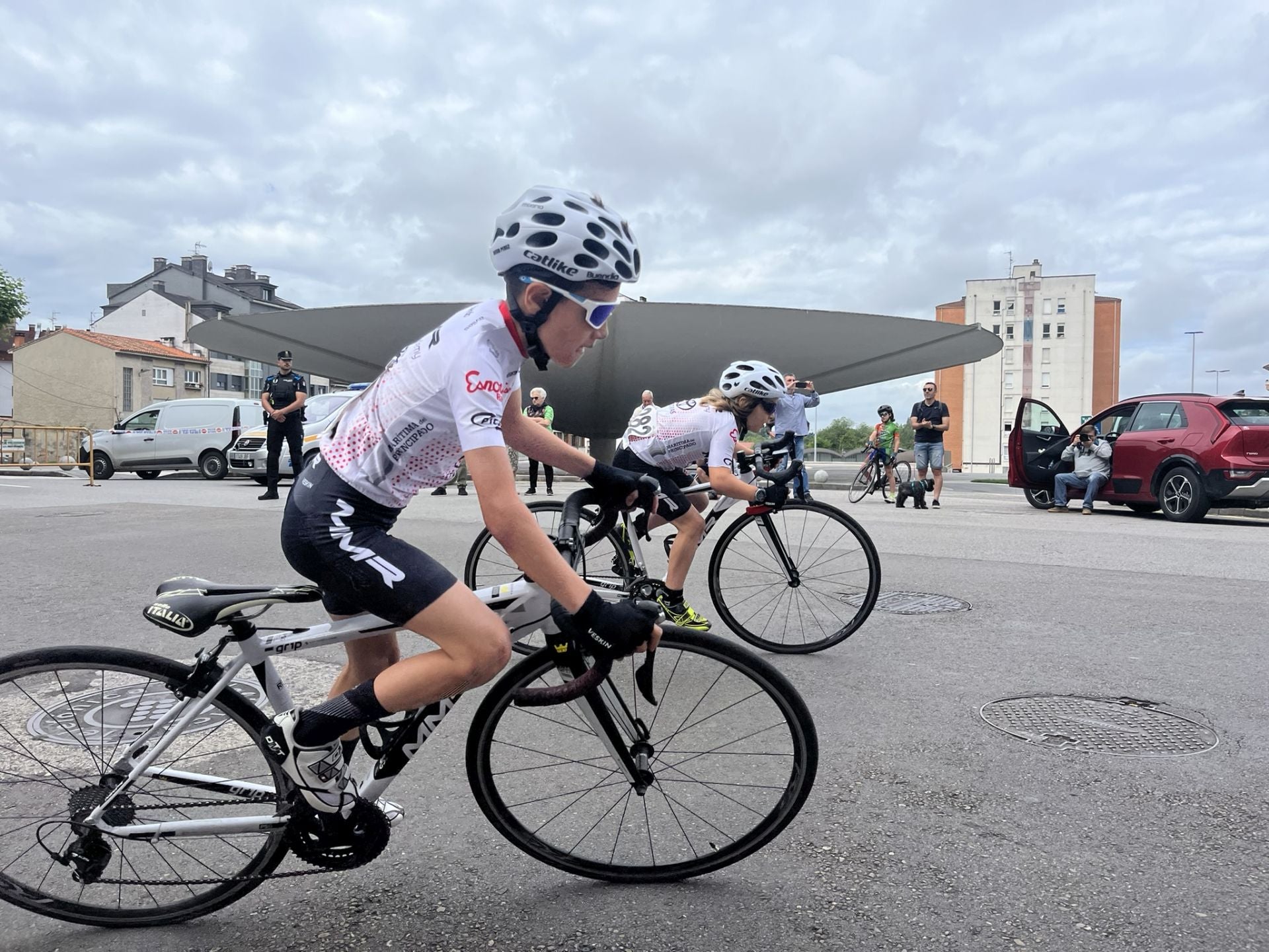 Las jóvenes promesas del ciclismo recorren Siero