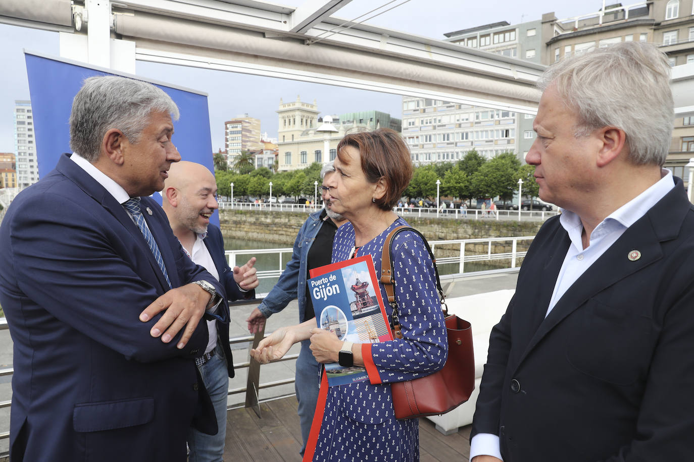 Así ha sido la presentación del anuario del Puerto de Gijón