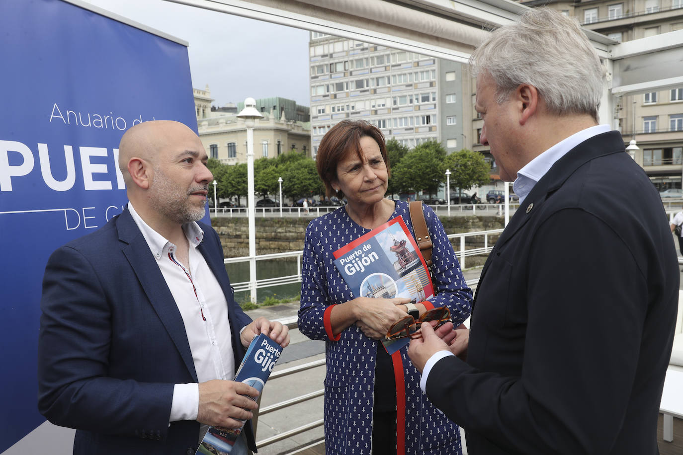 Así ha sido la presentación del anuario del Puerto de Gijón