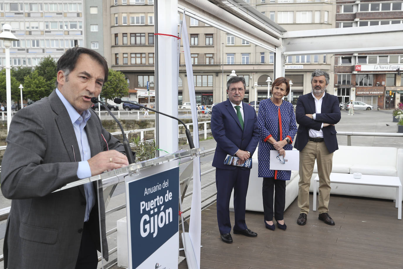 Así ha sido la presentación del anuario del Puerto de Gijón