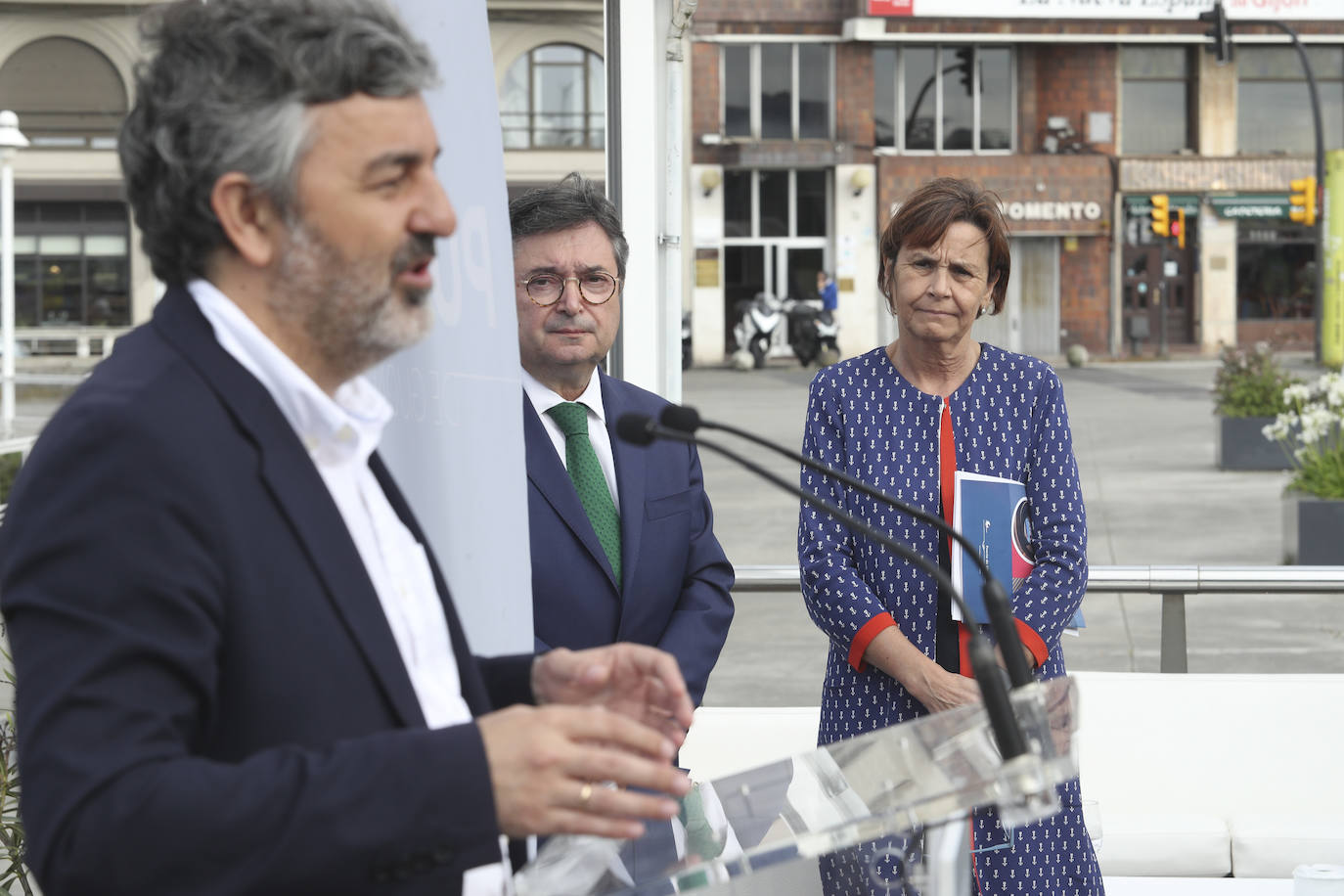 Así ha sido la presentación del anuario del Puerto de Gijón