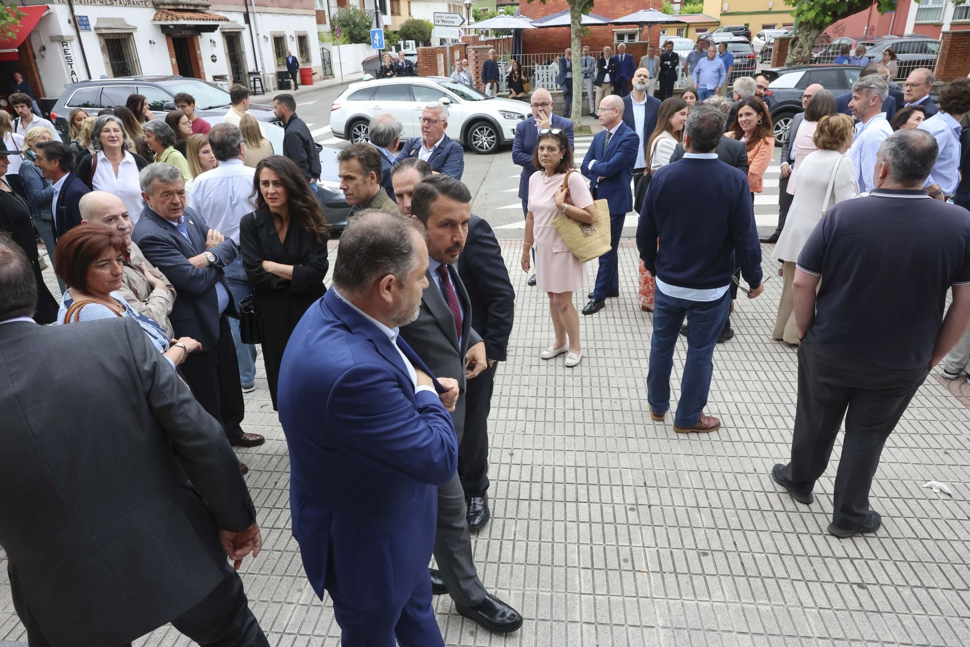 Triste adiós a Carlos Rodríguez de la Torre, «una buena persona y muy profesional»