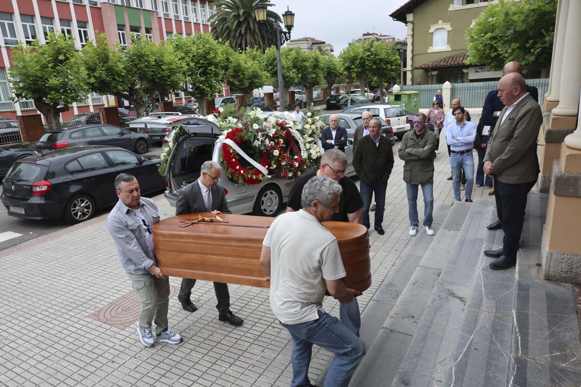 Triste adiós a Carlos Rodríguez de la Torre, «una buena persona y muy profesional»