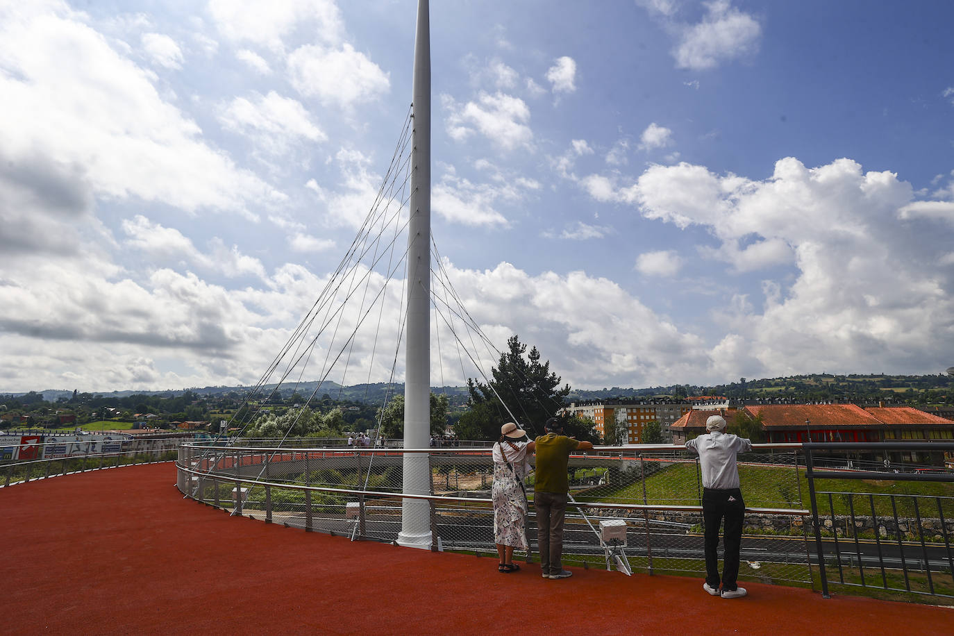 La inauguración del Arpa de Santullano, en imágenes