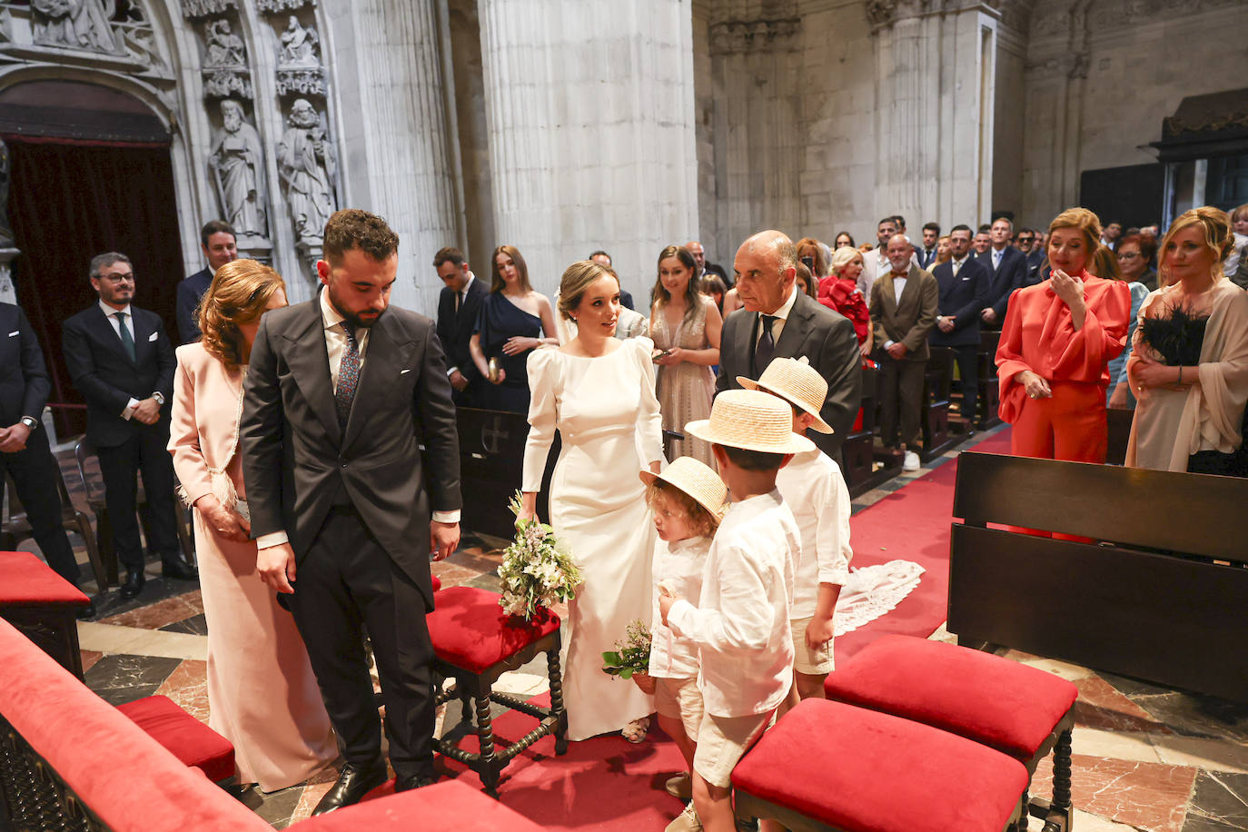 Boda en Oviedo: el promotor Hilario Riesgo y Nerea Velasco se dan el &#039;sí quiero&#039;