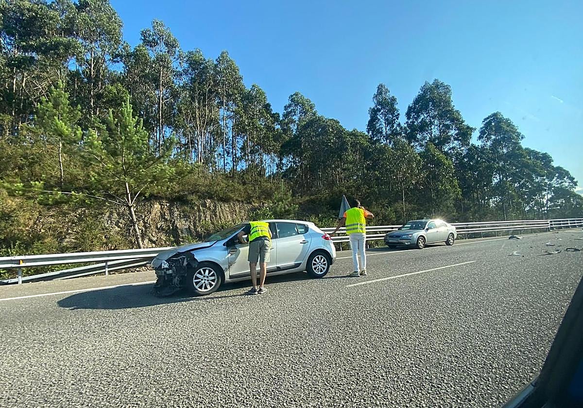 Uno de los coches implicados en el accidente.