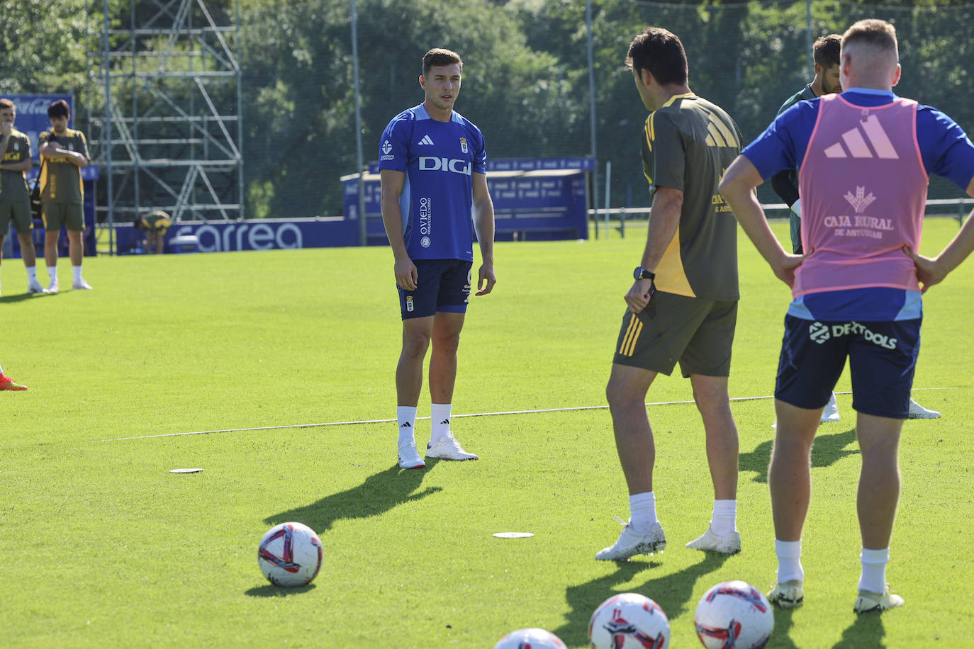 El Real Oviedo se pone a punto: las imágenes del primer entrenamiento