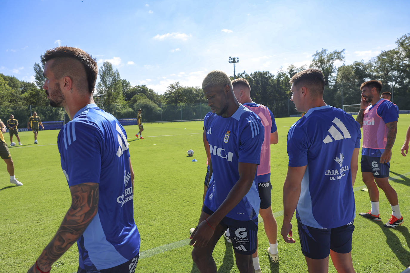 El Real Oviedo se pone a punto: las imágenes del primer entrenamiento