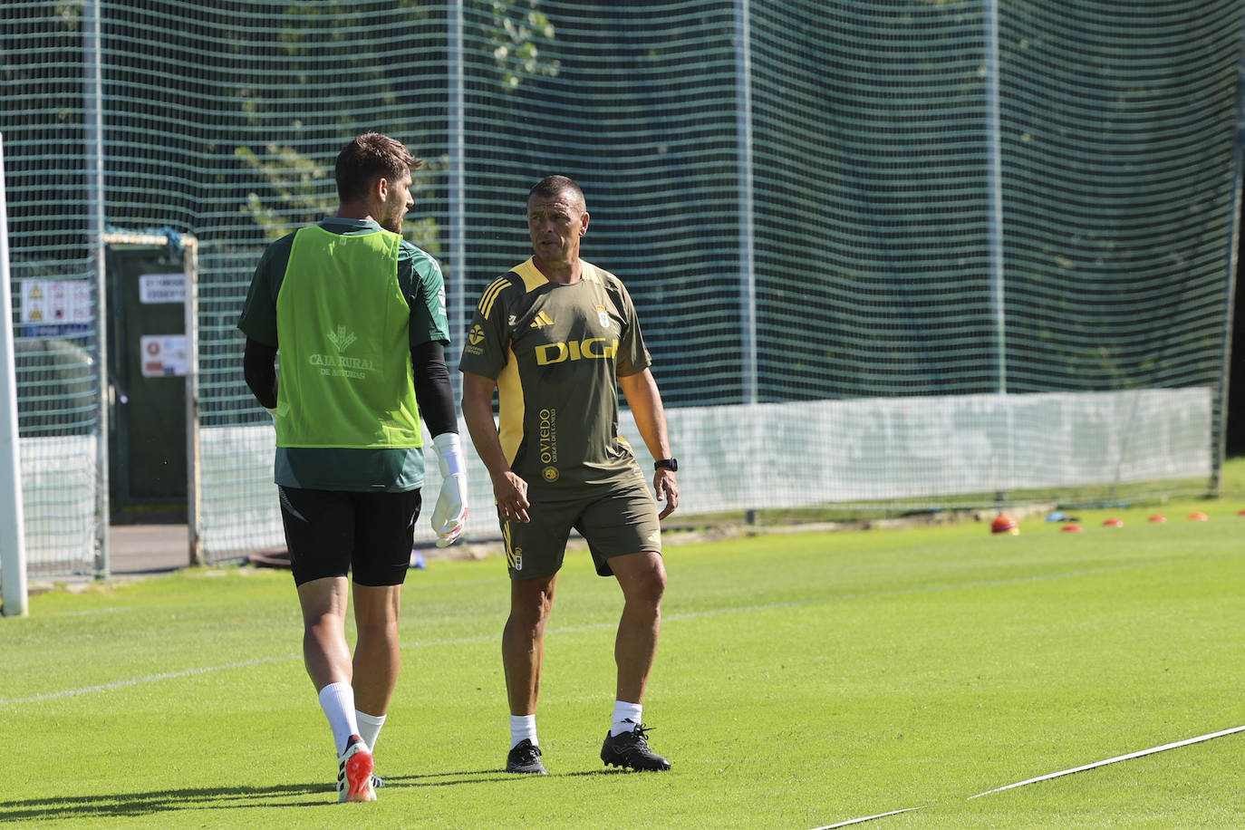 El Real Oviedo se pone a punto: las imágenes del primer entrenamiento