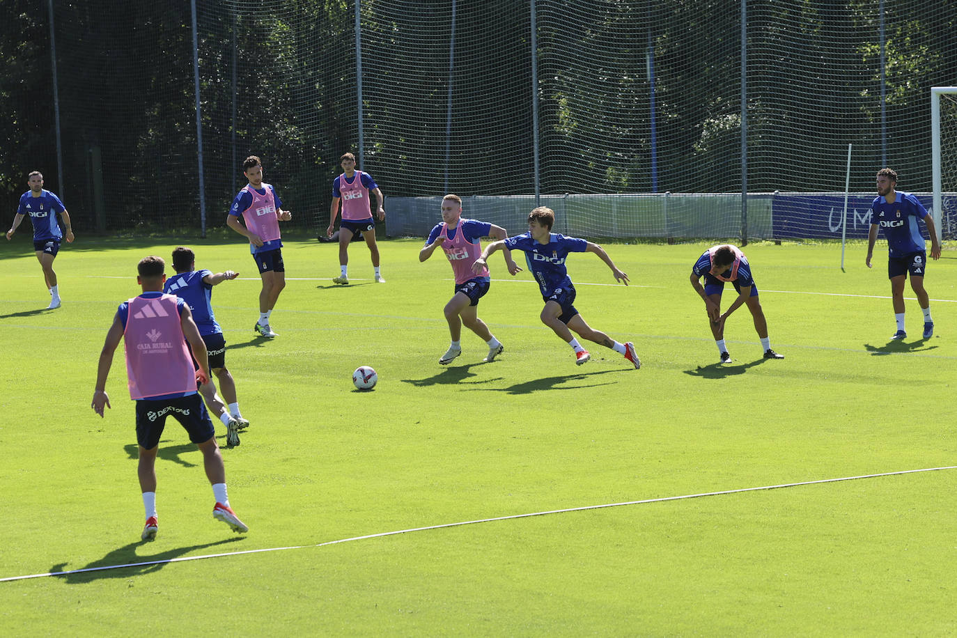El Real Oviedo se pone a punto: las imágenes del primer entrenamiento