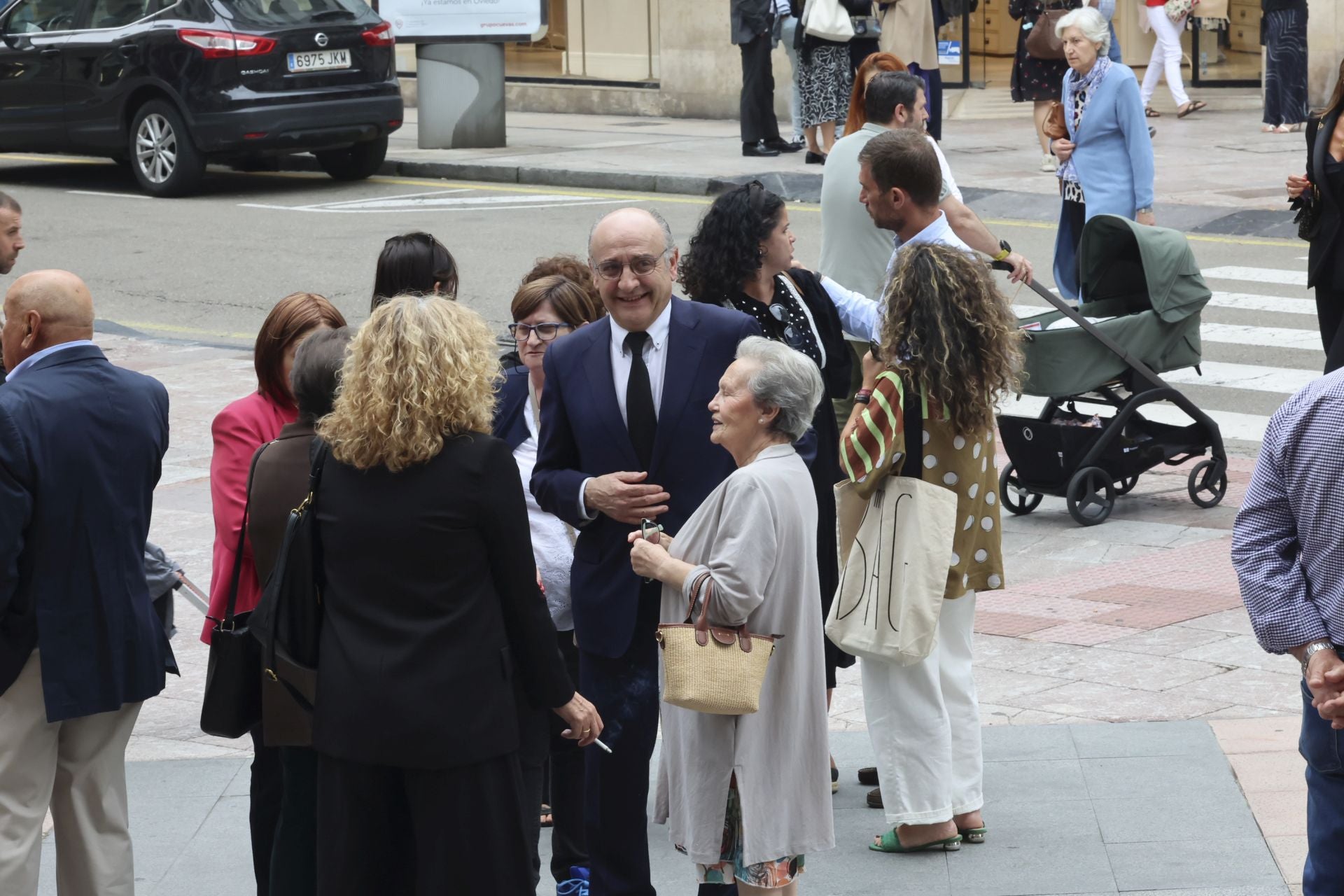 Multitudinario adiós en Oviedo a José Manuel Suárez Bocero