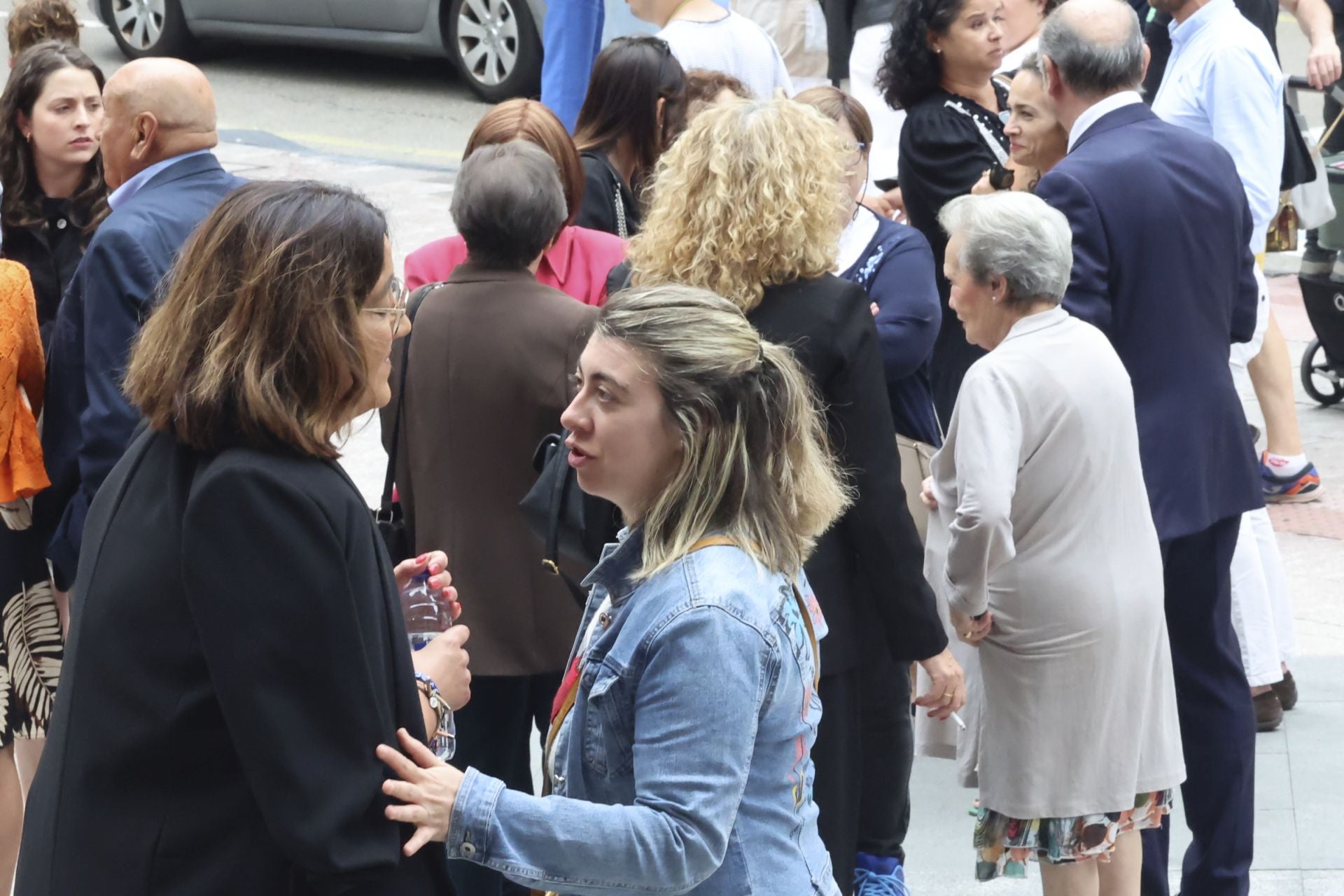 Multitudinario adiós en Oviedo a José Manuel Suárez Bocero