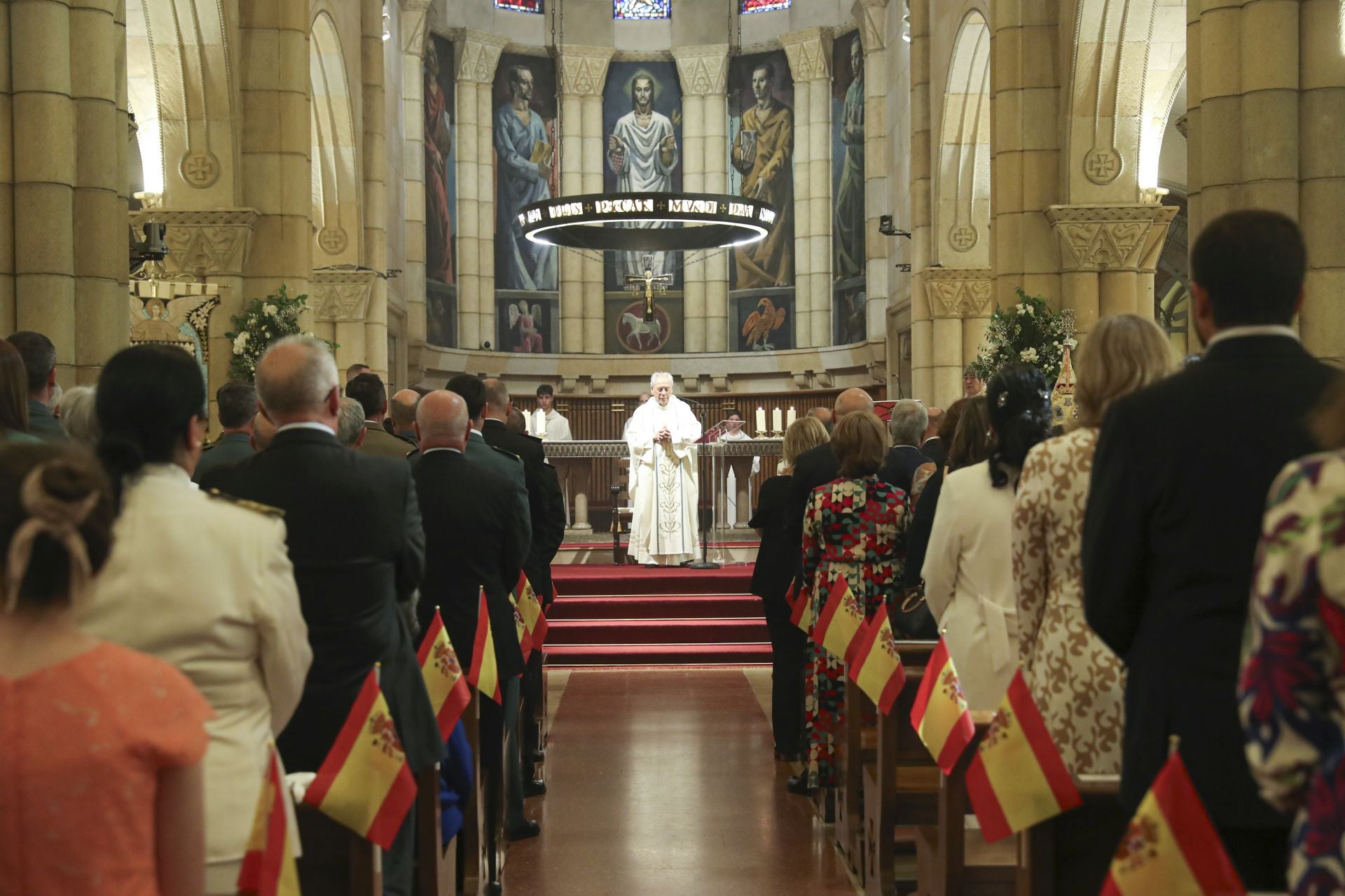 Gijón celebra la ofrenda floral del Carmen más especial