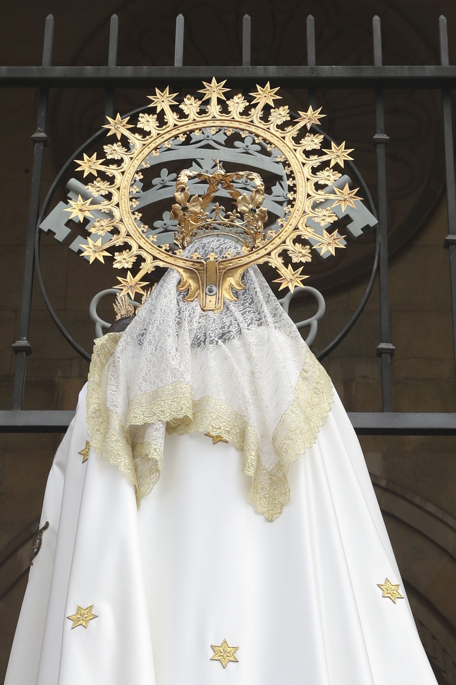 Gijón celebra la ofrenda floral del Carmen más especial