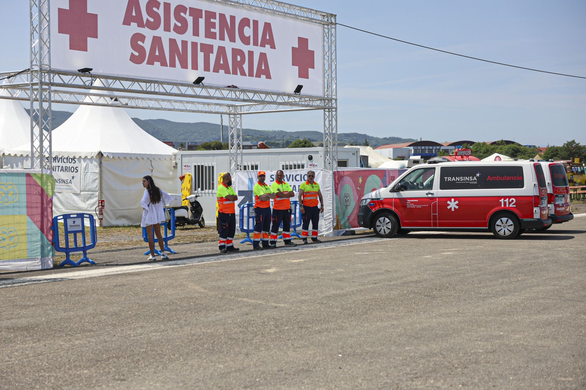 Los &#039;bombis&#039; aterrizan en La Morgal