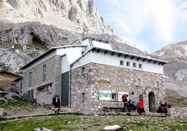 Refugio del Urriellu.