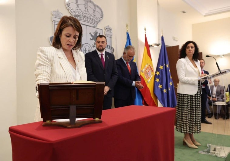 Adriana Lastra, esta mañana, en su toma de posesión como delega del Gobierno de Asturias.