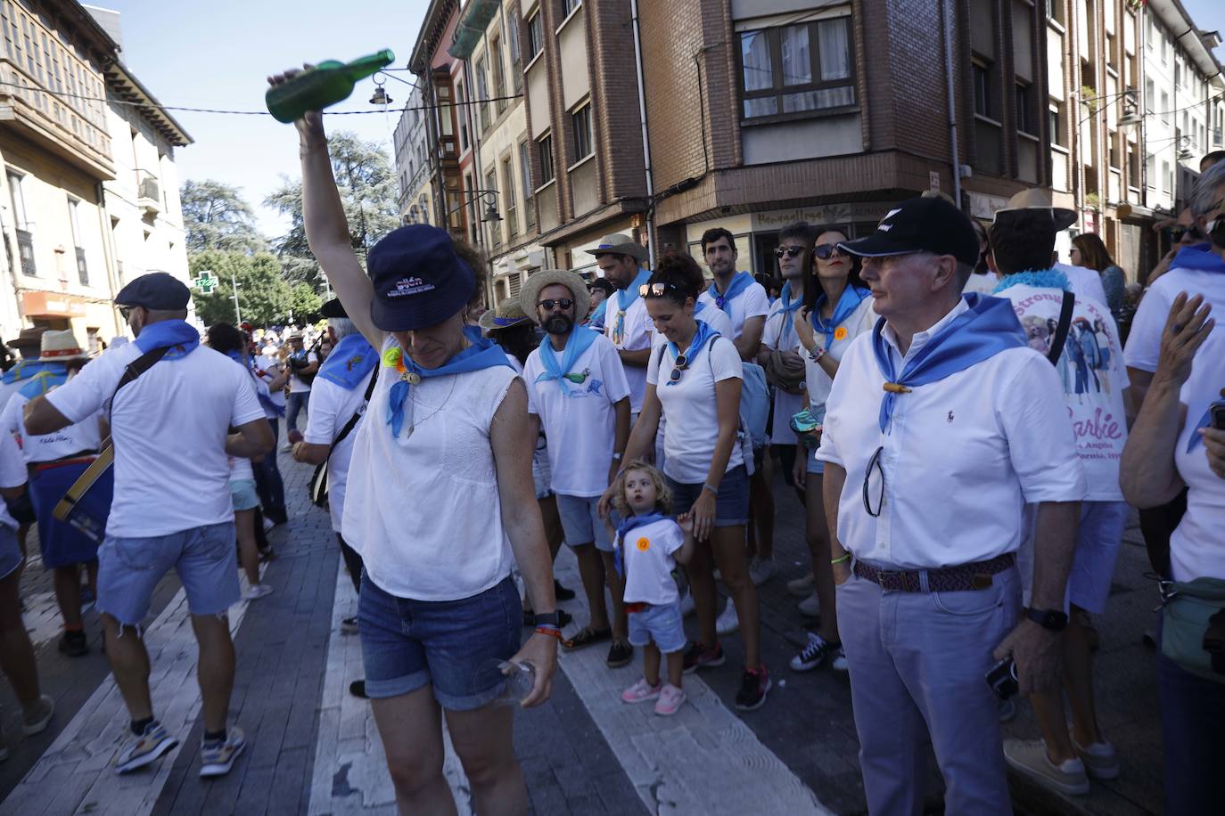 La Pola, a rebosar: «El carmín es único»