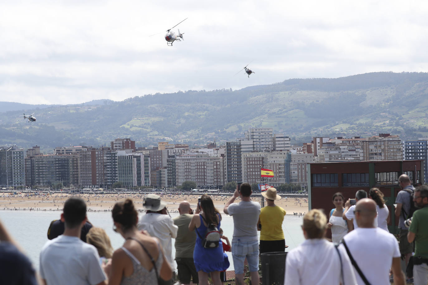 Deslumbrante ensayo del Festival Aéreo de Gijón