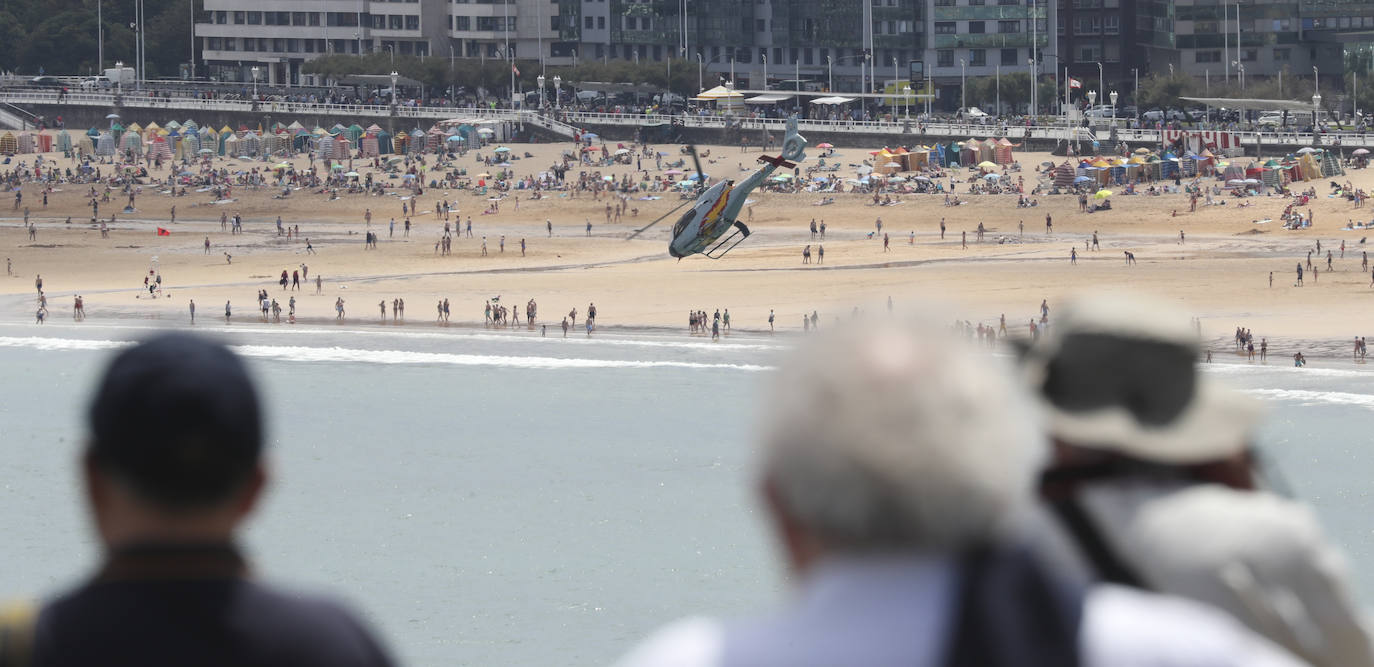 Deslumbrante ensayo del Festival Aéreo de Gijón