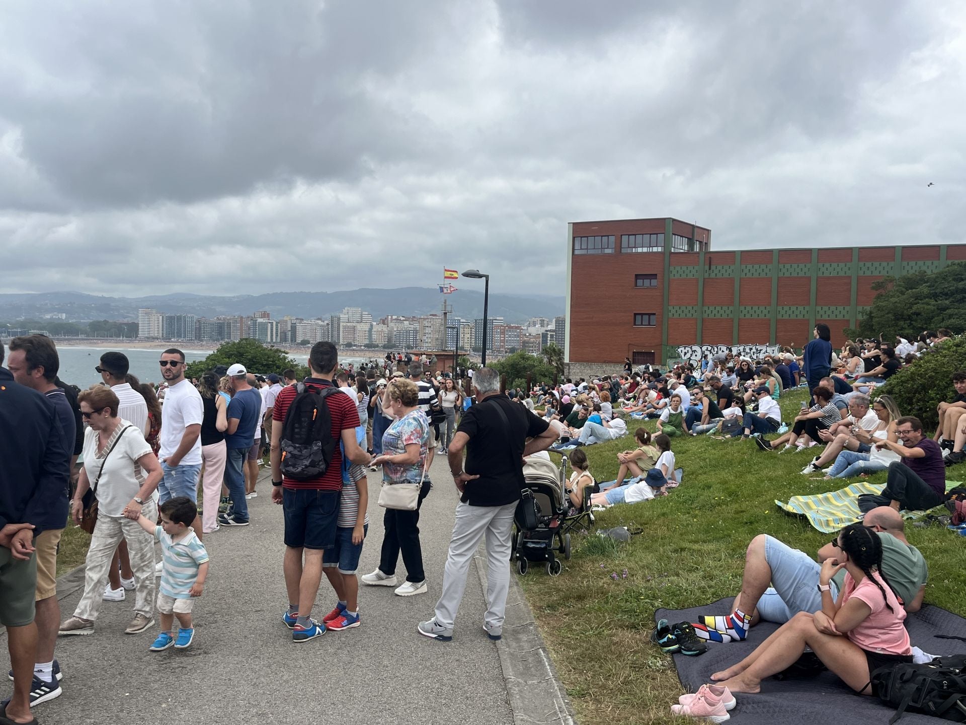 Festival Aéreo Internacional: Gijón disfruta del espectáculo en el cielo