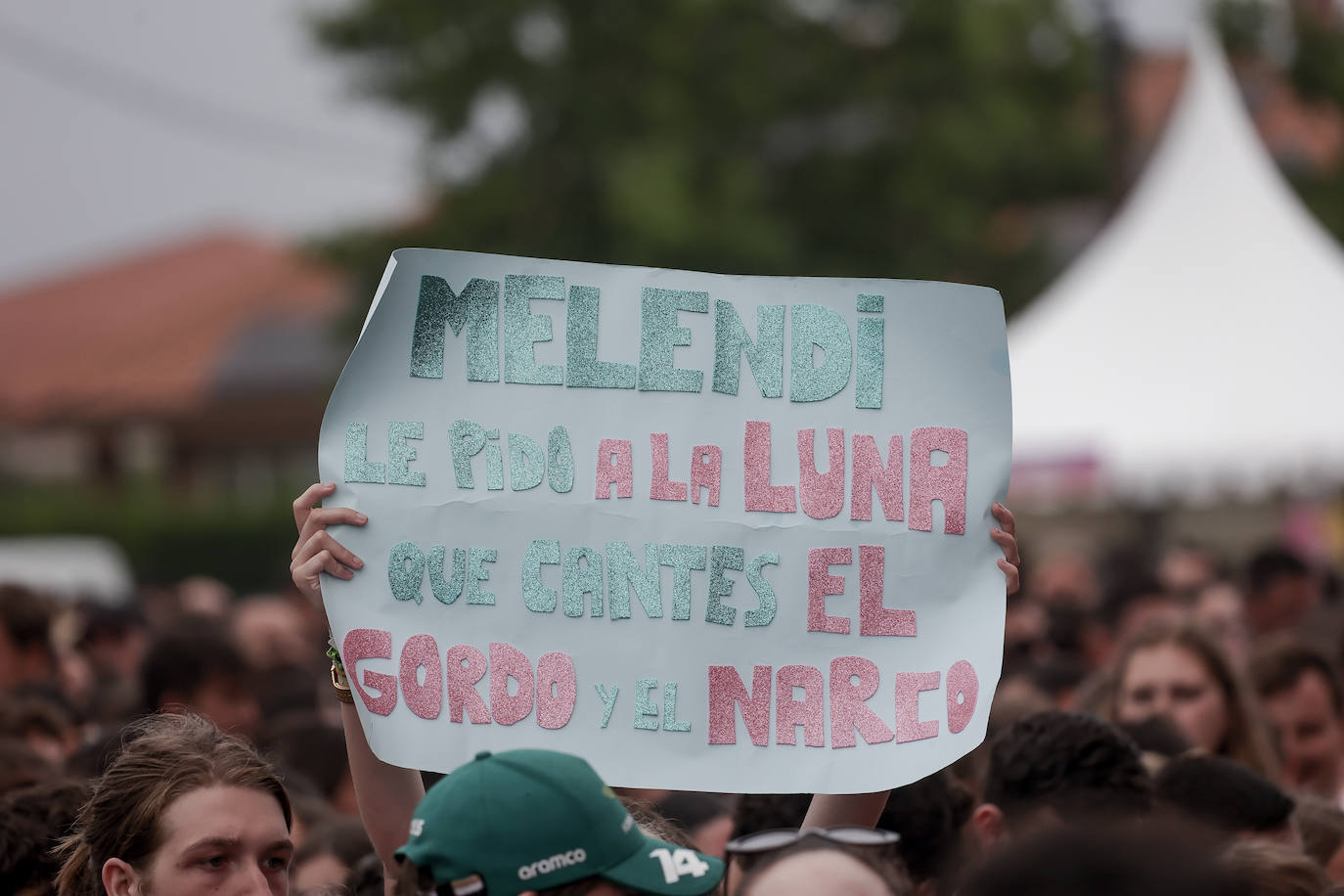 Melendi llena Gijón