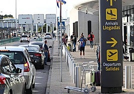 Aviones y trenes llenos en la gran operación salida del verano