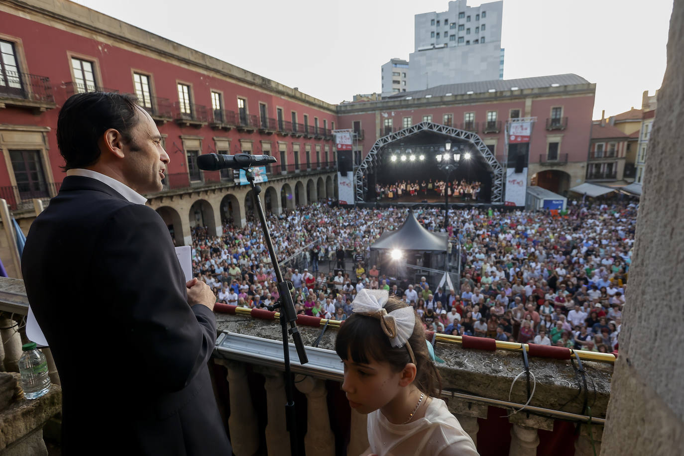 José Ángel Abad abre la Semana Grande