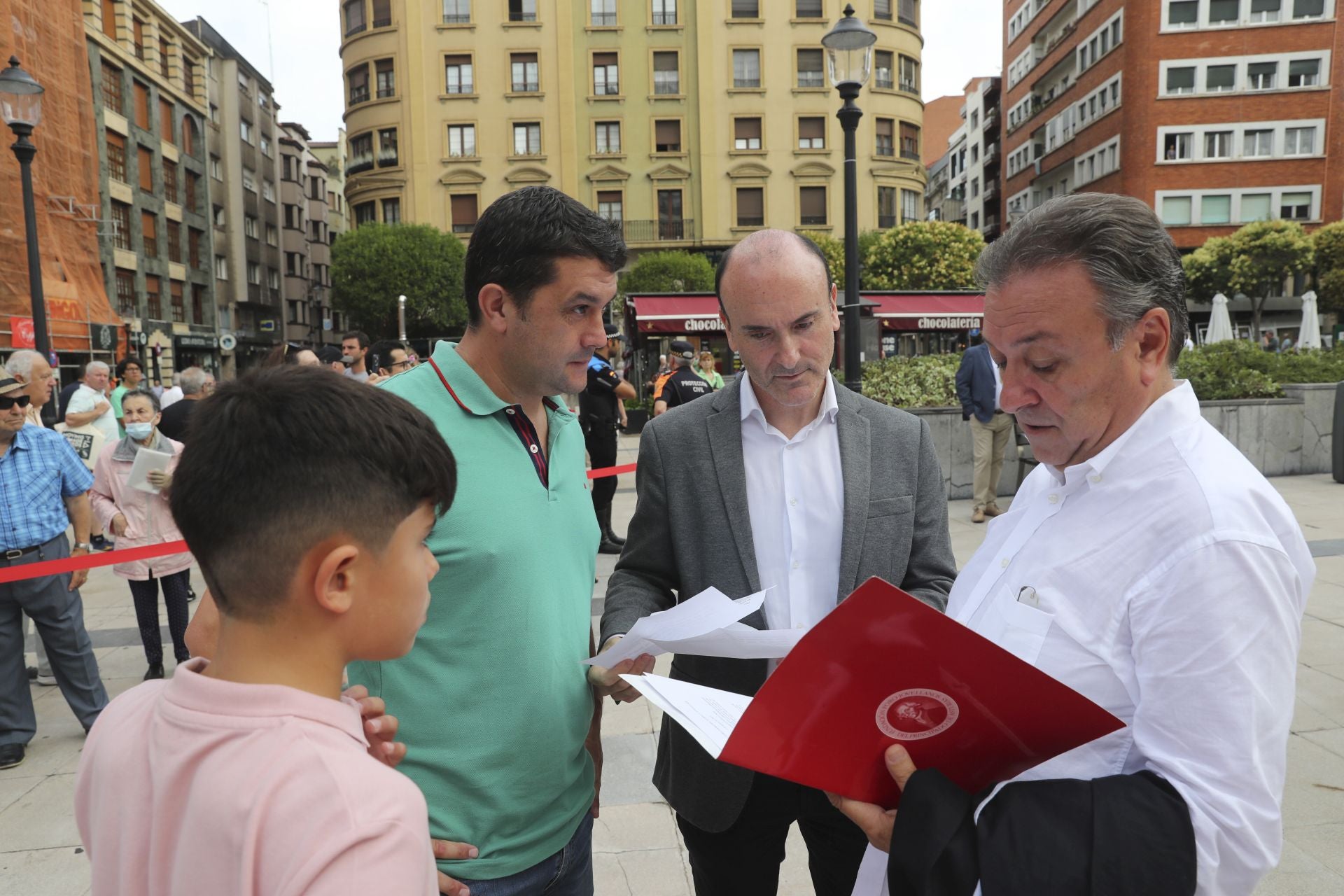 Homenaje y ofrenda floral a Jovellanos en Gijón