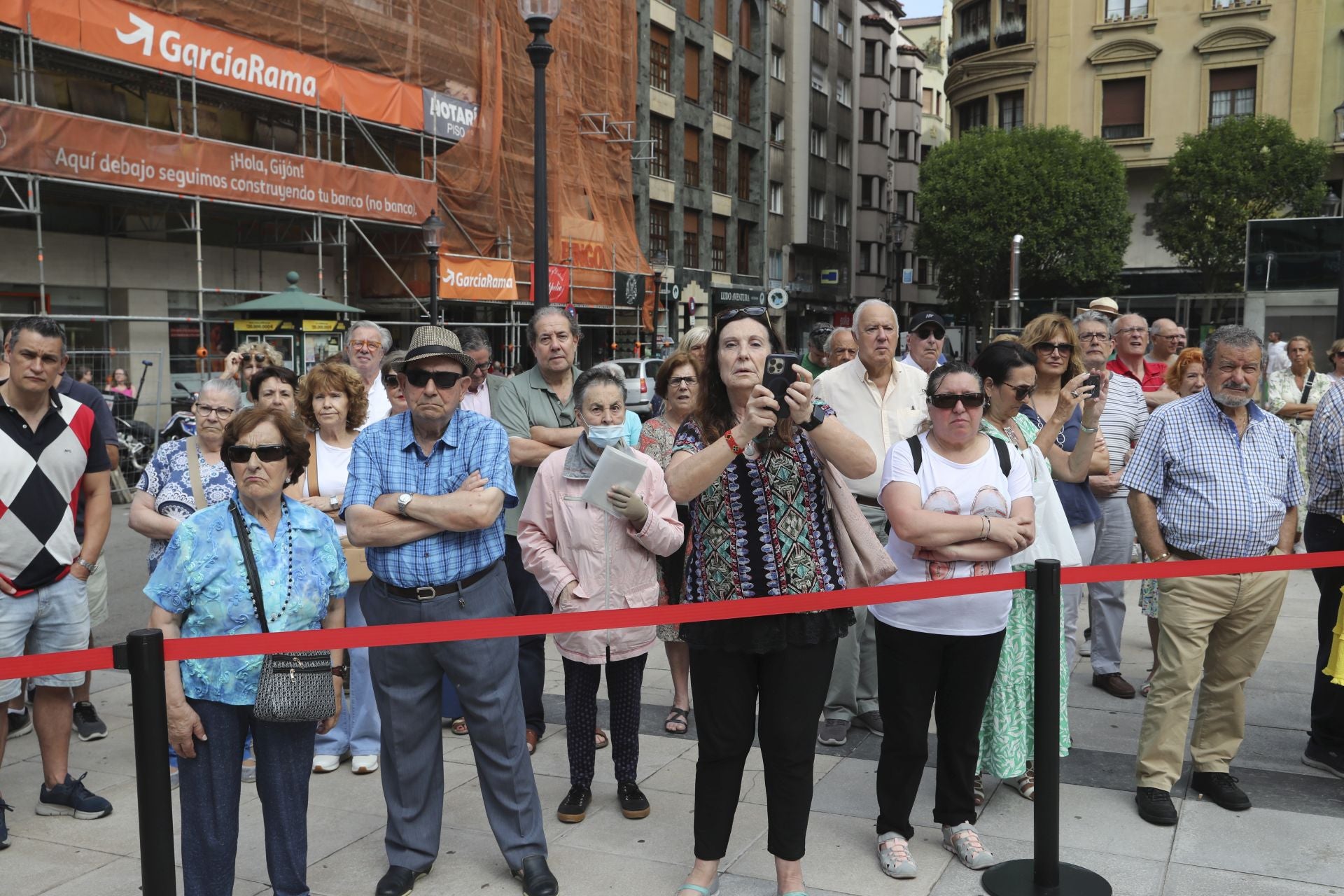 Homenaje y ofrenda floral a Jovellanos en Gijón