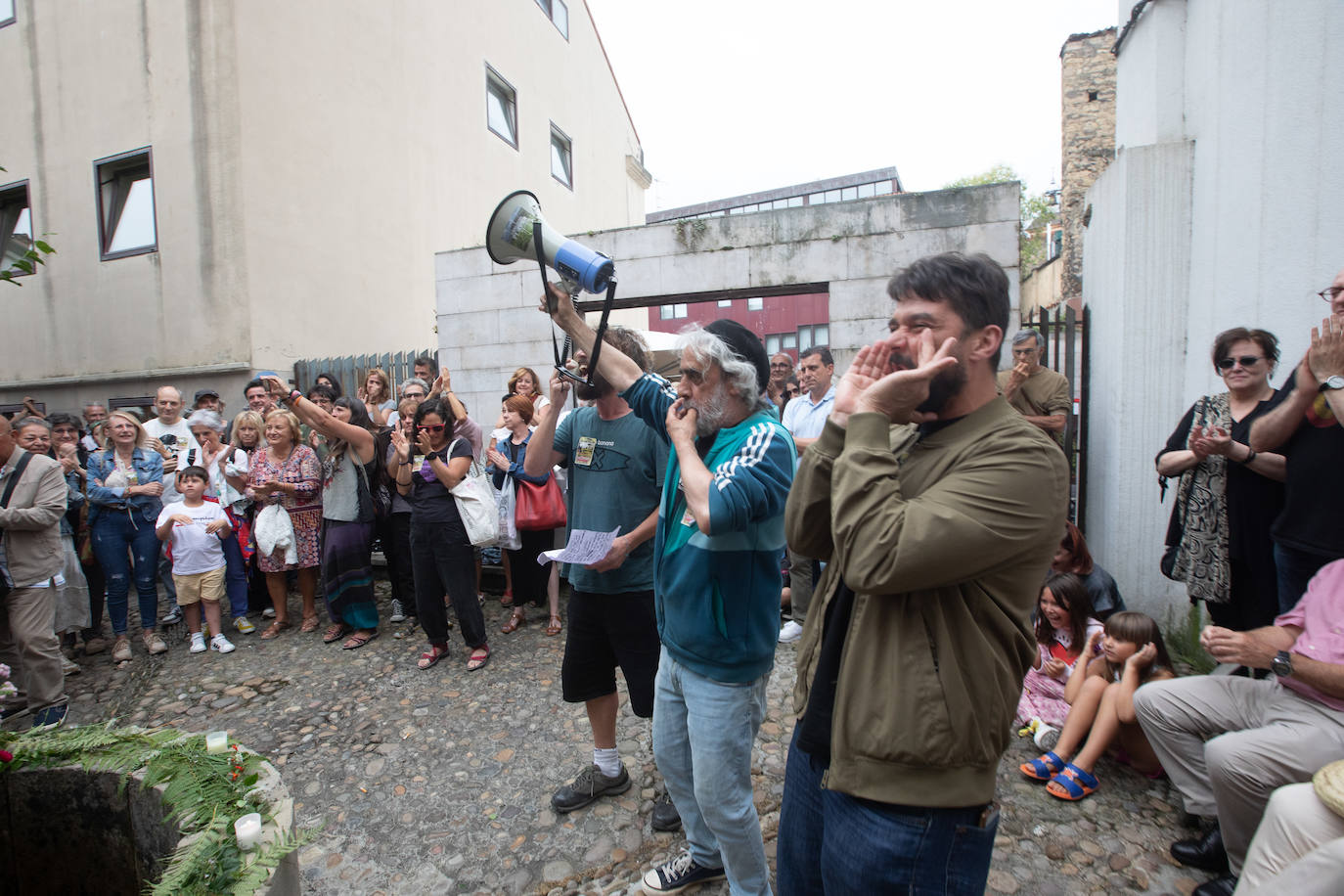 Sentido adiós a Carlos y Mari, dueños de &#039;El Cafetón&#039;