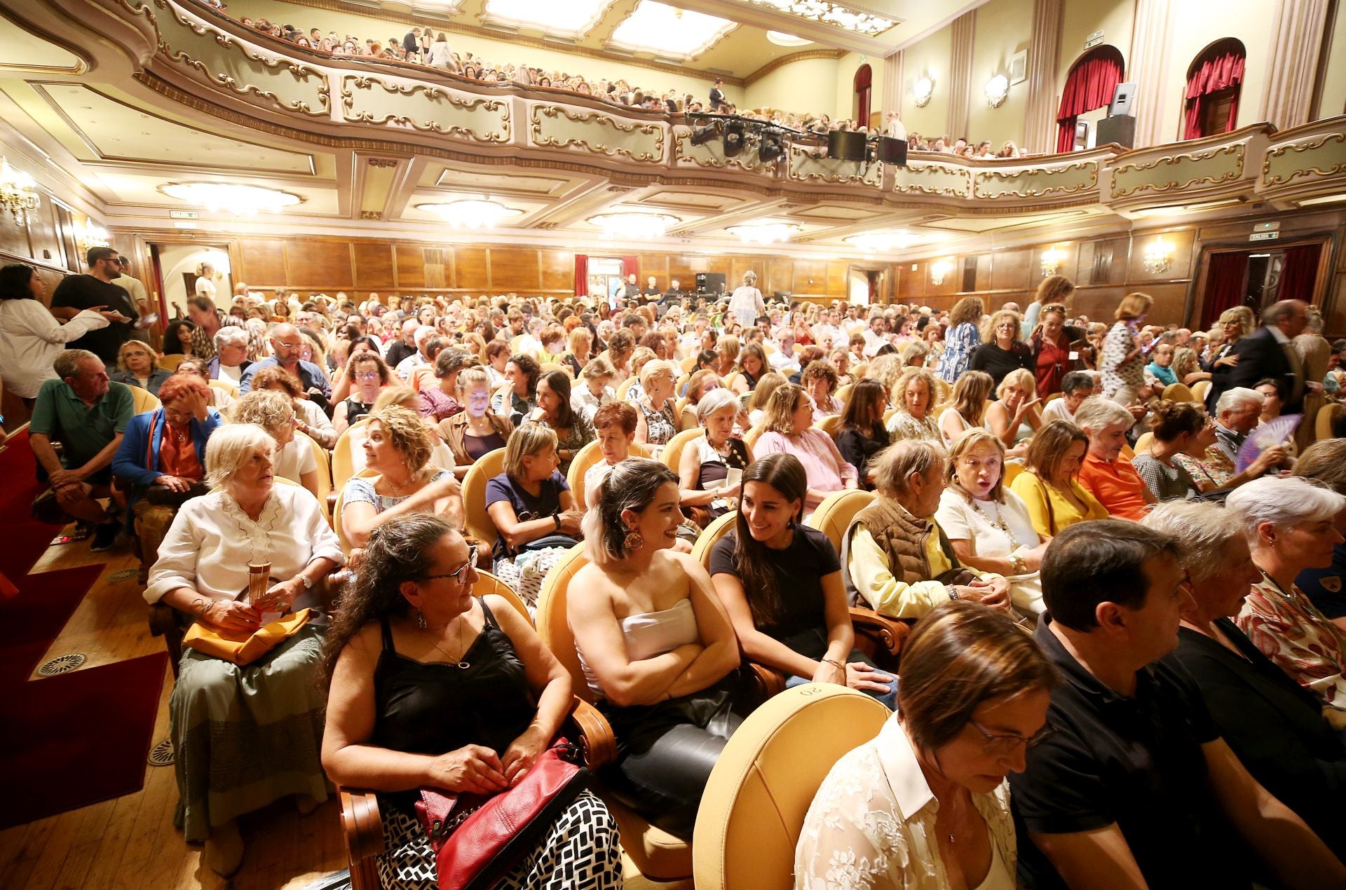 El musical Chicago ya suena en Gijón