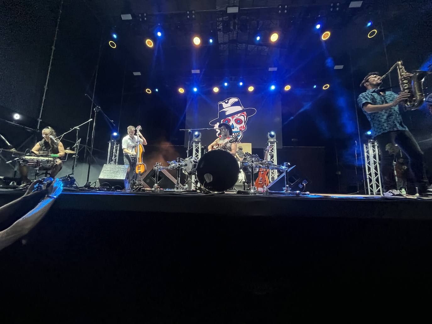 Enol y Muchachito Bombo Infierno triunfan en Gijón