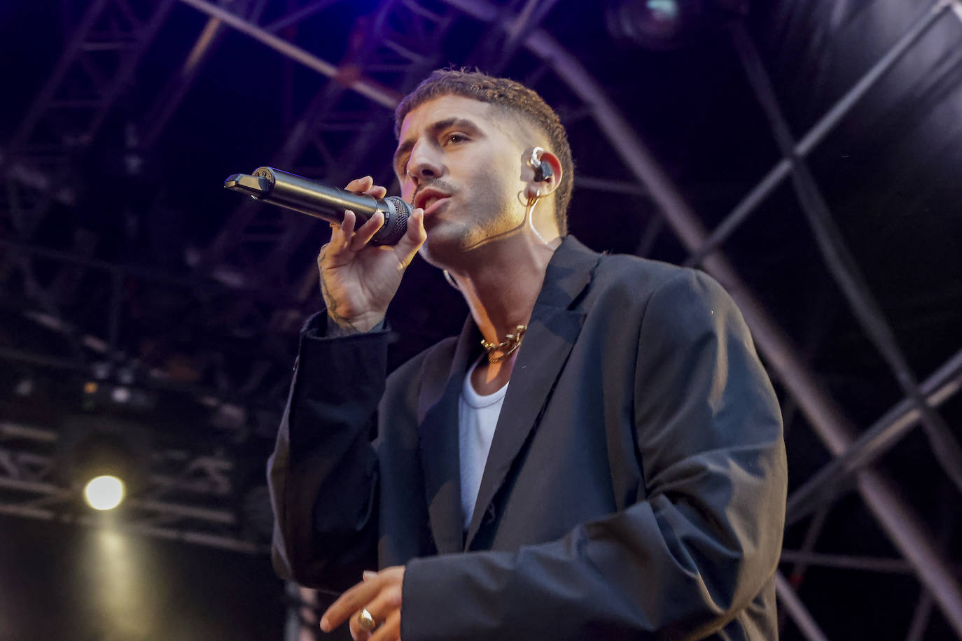 Enol y Muchachito Bombo Infierno triunfan en Gijón