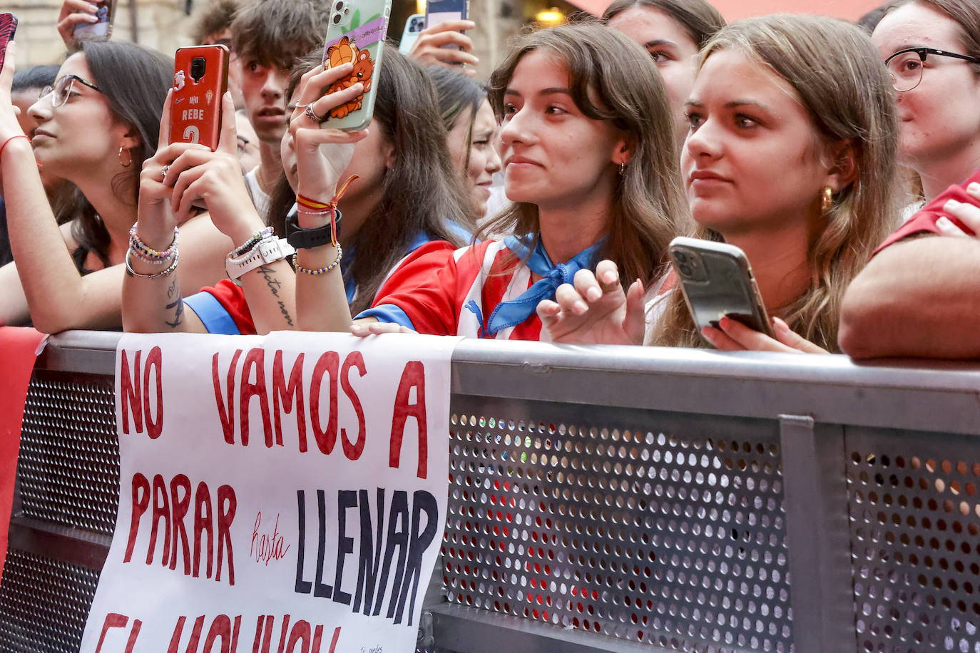 Enol y Muchachito Bombo Infierno triunfan en Gijón