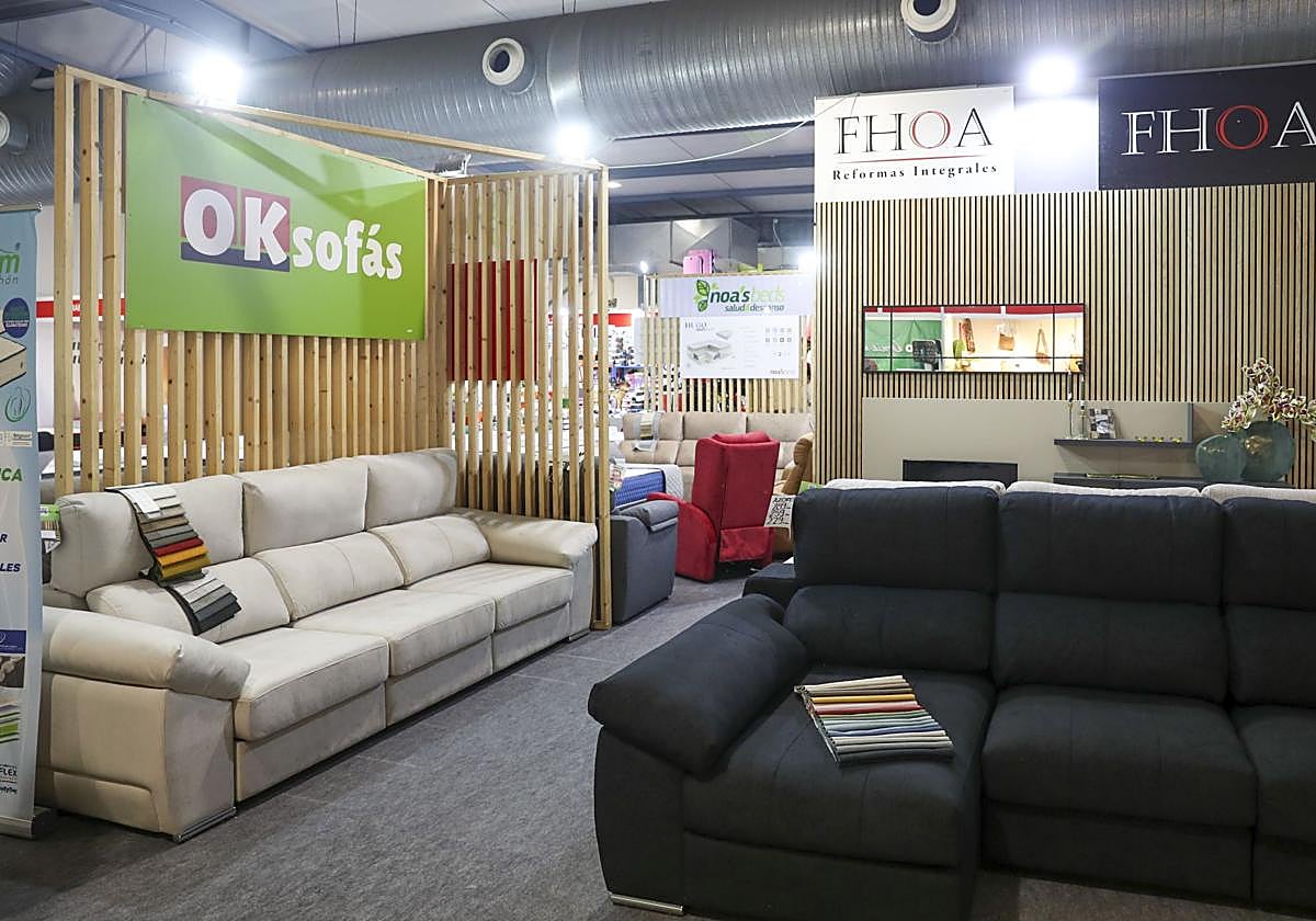 Visita su stand en su ubicación habitual en el Pabellón de Asturias y beneficiate de sus precios especiales Feria. Fotógrafo Damián Arienza