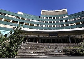 Estado en el que se encuentra la antigua sede de Maternidad en el antiguo HUCA.