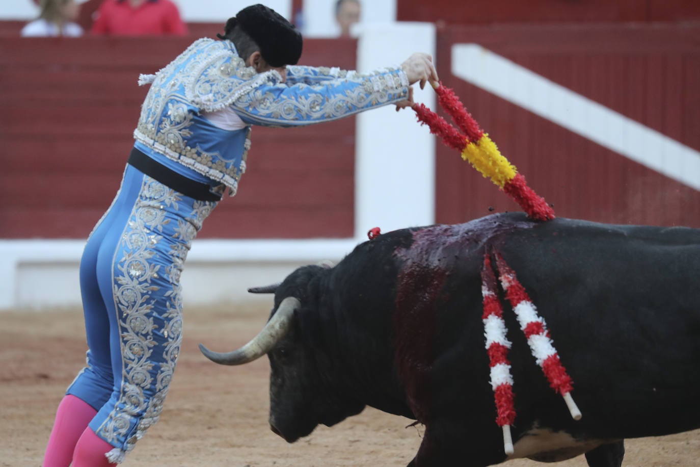 La primera tarde de toros en Gijón, en imágenes