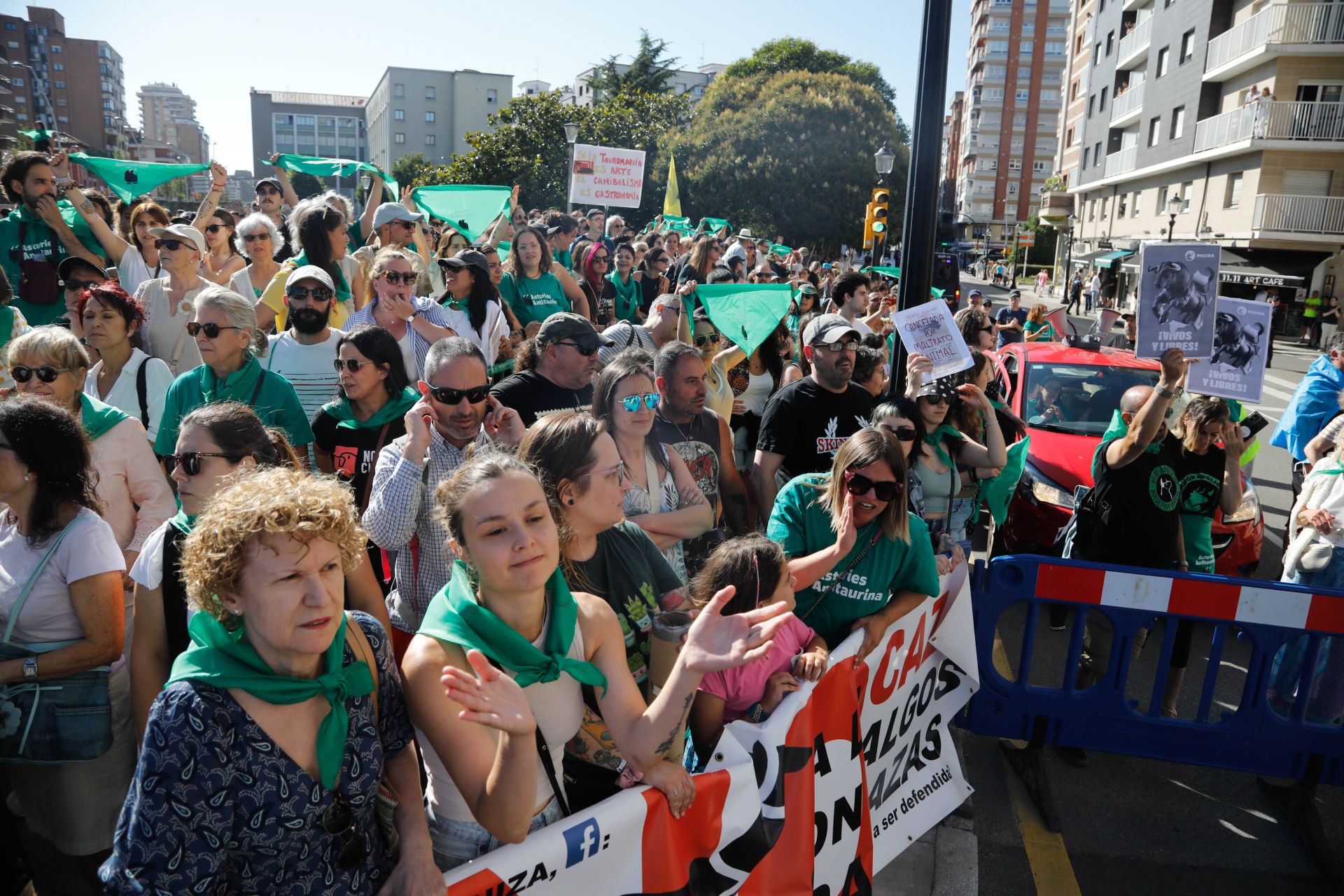 Manifestación antitaurina en Gijón