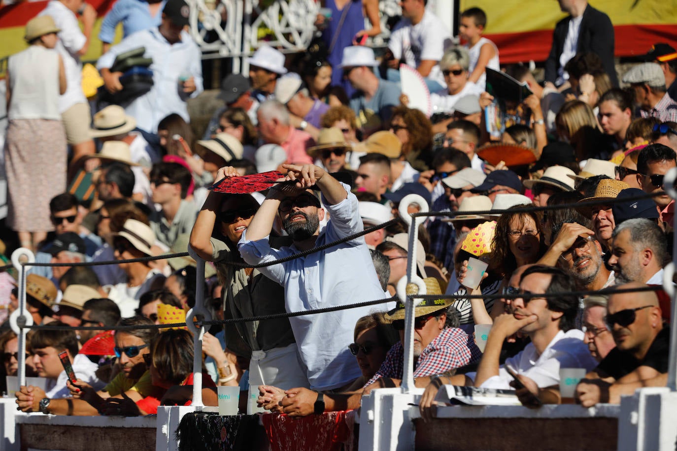 La primera tarde de toros en Gijón, en imágenes