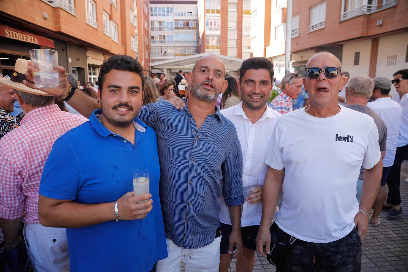 La primera tarde de toros en Gijón, en imágenes