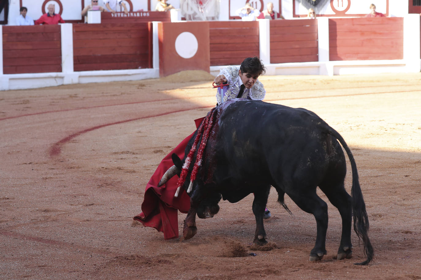 Segunda tarde de Feria Taurina de Begoña