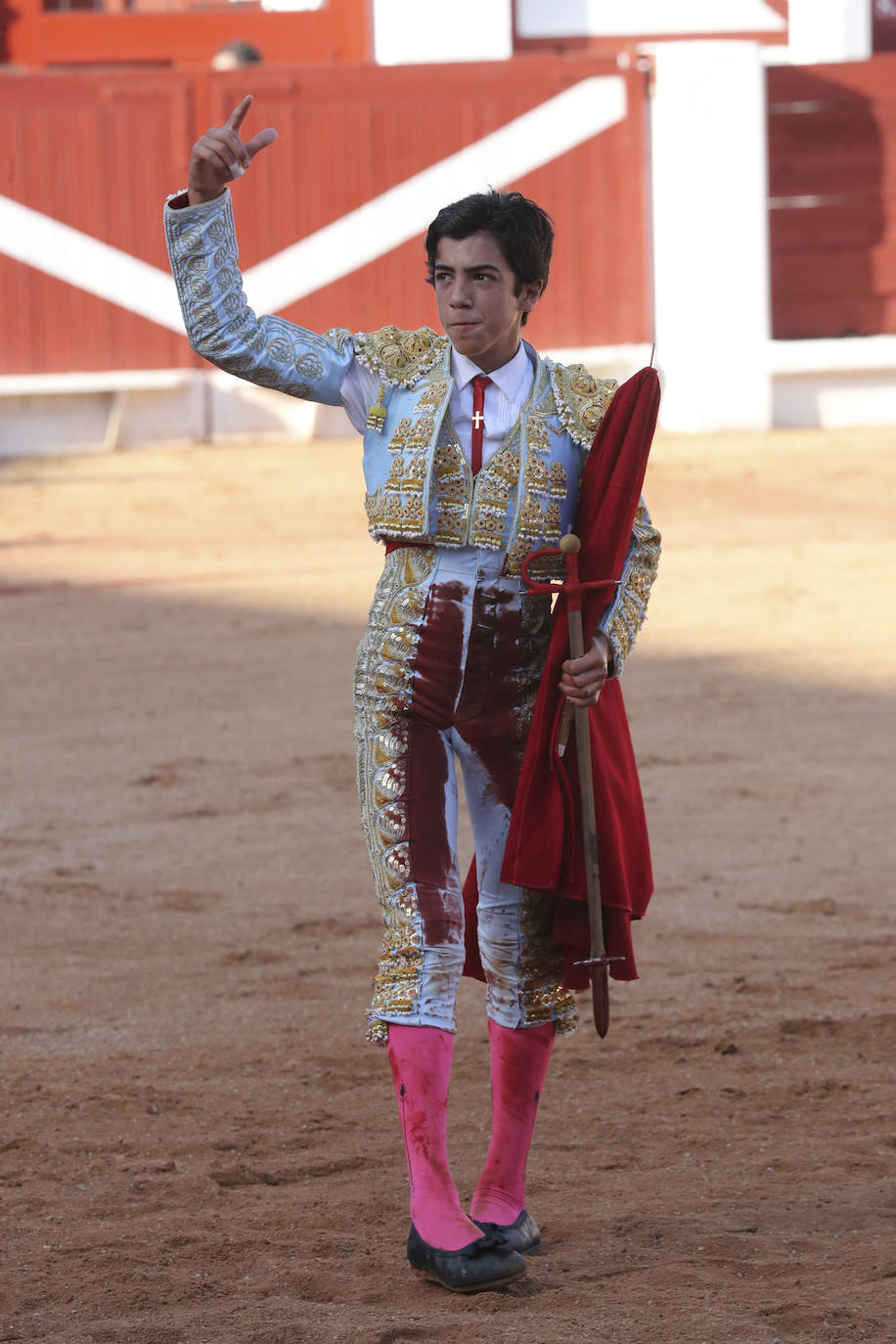 Segunda tarde de Feria Taurina de Begoña