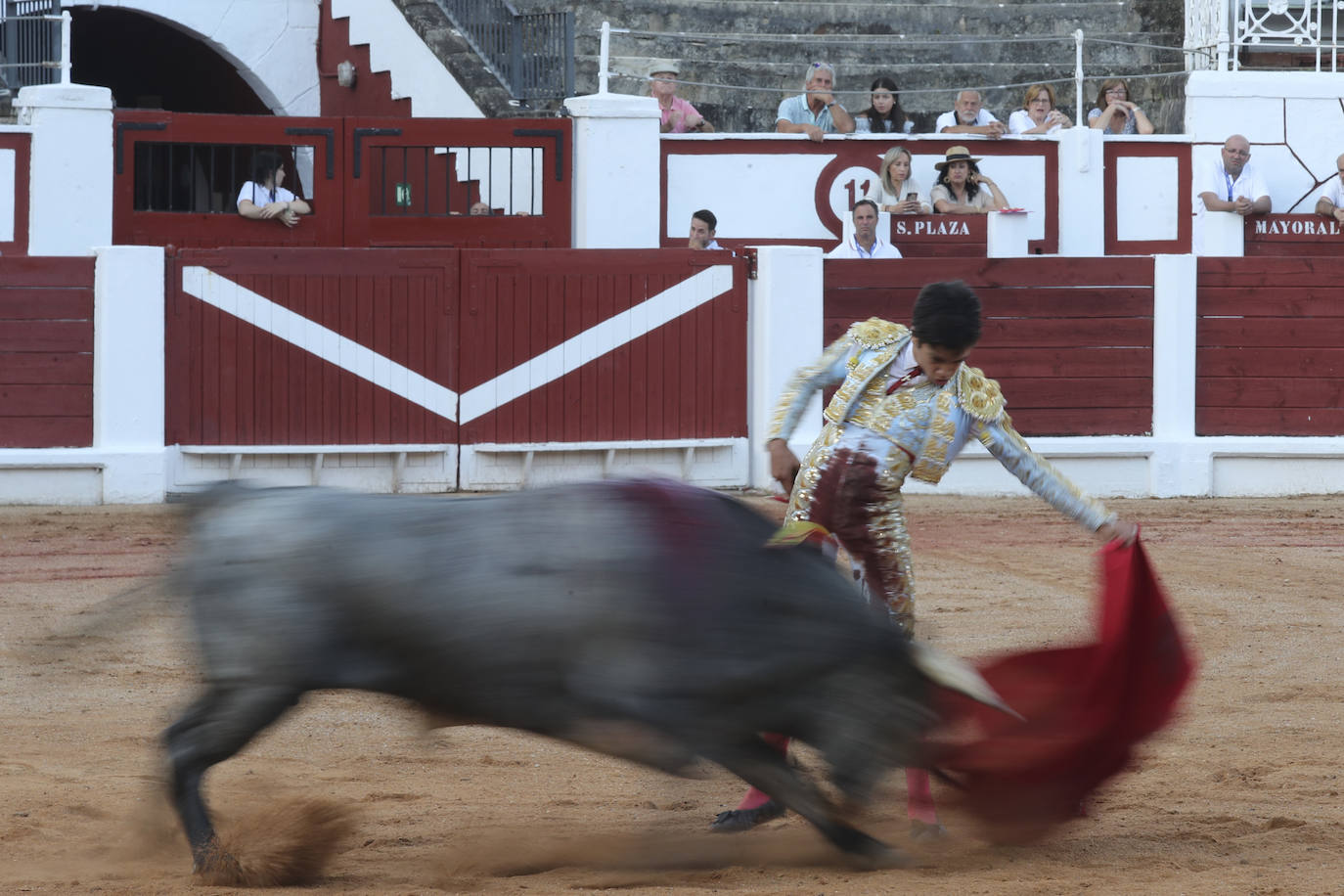 Segunda tarde de Feria Taurina de Begoña